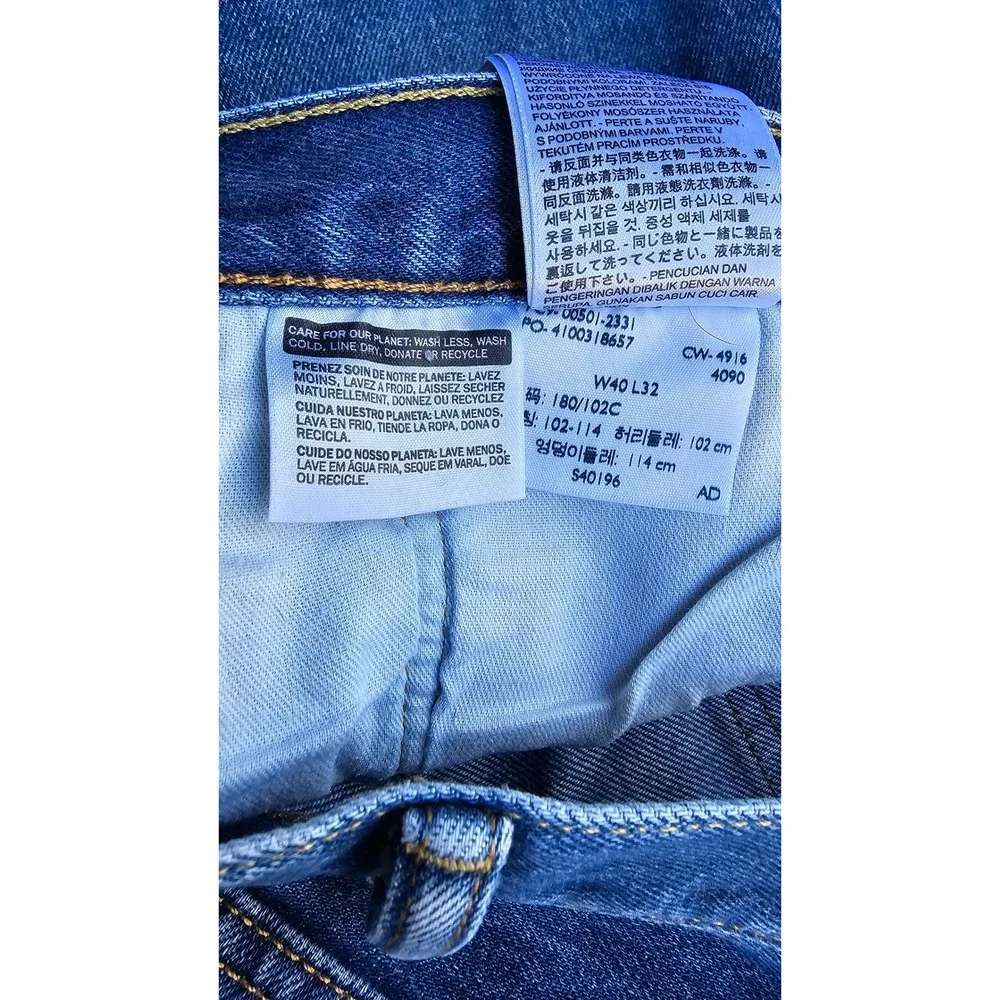 LEVI'S 501 Button Fly Jeans Men's 40x32 Medium Wash Straight Leg Denim Classic‎